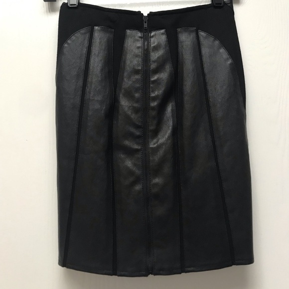 Helmut Lang lamb leather black panel skirt, size 2 - Picture 3 of 7